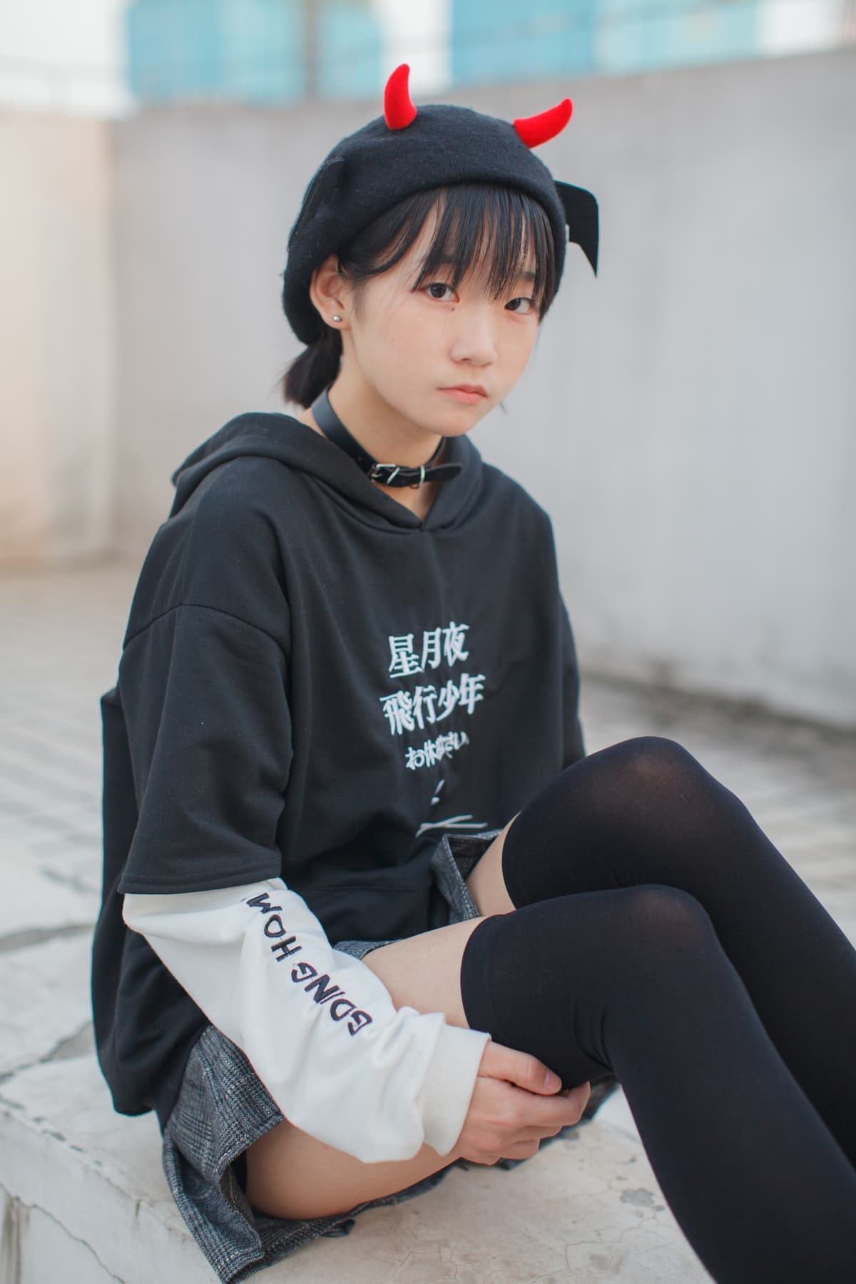 少女秩序 EXVOL.004 赤汐呱 a 过膝黑丝穿搭图集